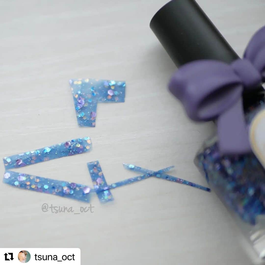 【PLANET NAIL（プラネット ネイル）】公式さんのインスタグラム写真 - (【PLANET NAIL（プラネット ネイル）】公式Instagram)「✰✰✰✰✰✰✰✰✰✰✰✰ PLANET Girl🪐 @tsuna_oct さま♡  何かをplanningさせたら右に出るものは いないほどのスピード感&パワーの持ち主 なつみちゃん🥺✨✨✨ いつも人が楽しめること、心豊かであることを 生きてるなつみちゃんだからこそ成せる技っ🩷 プラネットガールの煌き連鎖を これからみなさま楽しみにしててくださいね😍 ╍ ╍ ╍ ╍ ╍ ╍ ╍ ╍ ╍ ╍ ╍ ╍  💅🏻💅🏻⁡ ⁡.⁡ ⁡⁡ ⁡ #プラネットガールの煌めき連鎖 ✨✨⁡ 同じ #プラネットガール2023 をしている、かれんさんと( @self_._.nail._._ )の縛りネイルです💫⁡ ⁡.⁡ ⁡⁡ ⁡縛り内容は、 🌟 ̖́-深海の空中庭園を使用する 🌟 ̖́-クリスマスネイル 🌟 ̖́-パールを使う です🫧🫧⁡ ⁡.⁡ ⁡⁡ ⁡クリスマスネイルということで、ツリーネイルにしてみました🎄⁡⁡ ⁡. ⁡久々にポリシートを使ったデザインです🫣🫣⁡ ⁡クッキングシートにポリッシュを塗り塗りして、剥がしたあとハサミで切ってトップコートで貼り付けました💭⁡ ⁡5枚目が残骸...です🤣🤣⁡ ⁡ポリシート使うと、チェック柄も楽チンで良きです🙆🏻‍♀️⁡ ⁡.⁡ ⁡⁡ ⁡使用品は、⁡ ⁡⁡・@planet.jp ⁡ #planetnail ⁡⁡ #深海の空中庭園 .  #ネイルハードナー  #アッシュサタン .⁡ ⁡・@dupbeauty ⁡ ⁡ #ネイルファンデーション  #ピュアミルク .⁡ ⁡・@pa_nail ⁡ ⁡ #paネイル ドロウネイル draw01⁡ ⁡です🎄🎄⁡ ⁡.⁡ ⁡⁡⁡ ⁡今回はかれんさんとの縛りネイルということで、ピンクも使ってみました🫣 ⁡ #プラネットガールの煌めき連鎖 、まだまだ続くのでお楽しみに🫶🏻🫶🏻⁡  #プラネットネイル が作り出す煌めきの輪、もっと広がりますように💫⁡ ⁡.⁡ ⁡⁡ ⁡ #tsuna_planetnail 👈プラネットネイルを使用した他のデザインはこちらから💫⁡ ⁡.⁡ ⁡⁡ ⁡ #tsuna_naildesign  #tsuna_bluenail  #クリスマスネイル  #ツリーネイル  #プレゼントネイル  #冬ネイル  #冬ネイル2024  #チェックネイルデザイン  #ブルーネイル  #ラメネイル部  #ラメネイル  #簡単ネイル  #ポリッシュ派  #ポリッシュネイル  #時短ネイル  #初心者ネイル  #セルフネイル  #セルフネイル初心者  #あいりネイルカタログ」12月16日 12時57分 - planet.jp