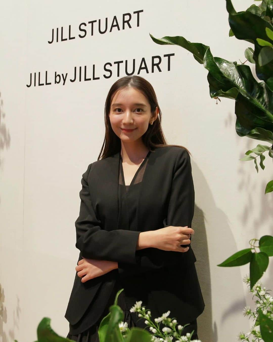 大西百合子のインスタグラム：「❤︎❤︎❤︎  - 2024ss - @jillstuart.jp  @jillbyjillstuart_official   #onishiyuriko #pr #JILL_24SS #JILLbyJILLSTUART #JILLby #ジルバイ #WJ_withJILLSTUART #JILLbyBASIC」