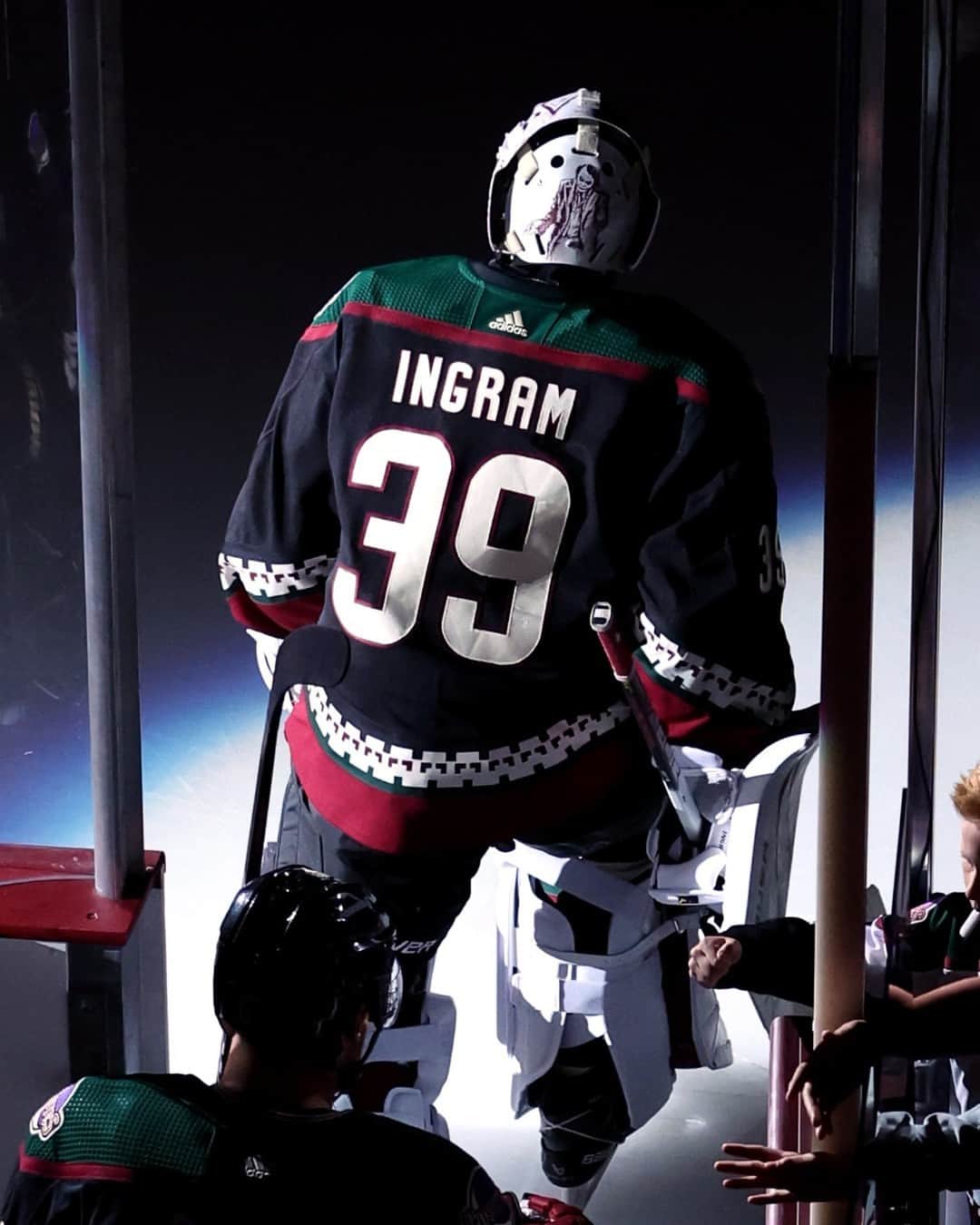 NHLのインスタグラム：「@connoringram stopped all 21 shots he faced en route to his third shutout of the year! 🛑」
