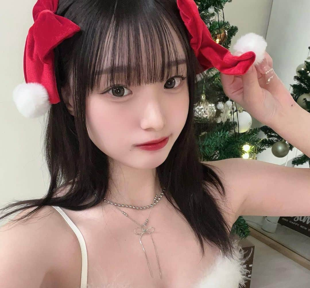 じゅんなさんのインスタグラム写真 - (じゅんなInstagram)「셀카‪🫶🏻🤍 #xmas  #santa  #fyp  #셀카」12月16日 17時23分 - junnadayoo