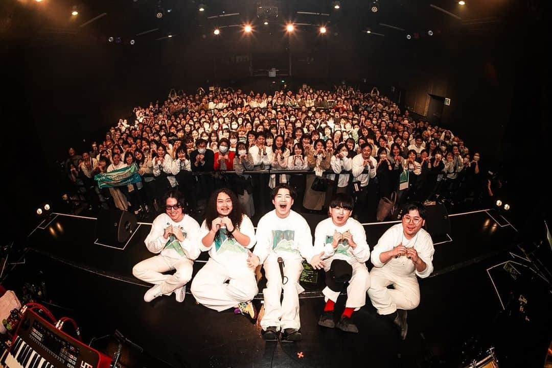 岡本啓佑のインスタグラム：「magora 1st live "ubugoe" ライブハウス中がピースフルな空気に満ちていて、ずっと幸せだった。大事な日に立ち合わせてくれてありがとう。」