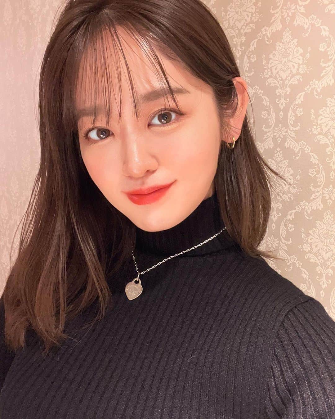 池田裕子のインスタグラム：「珍しく赤リップ💄」