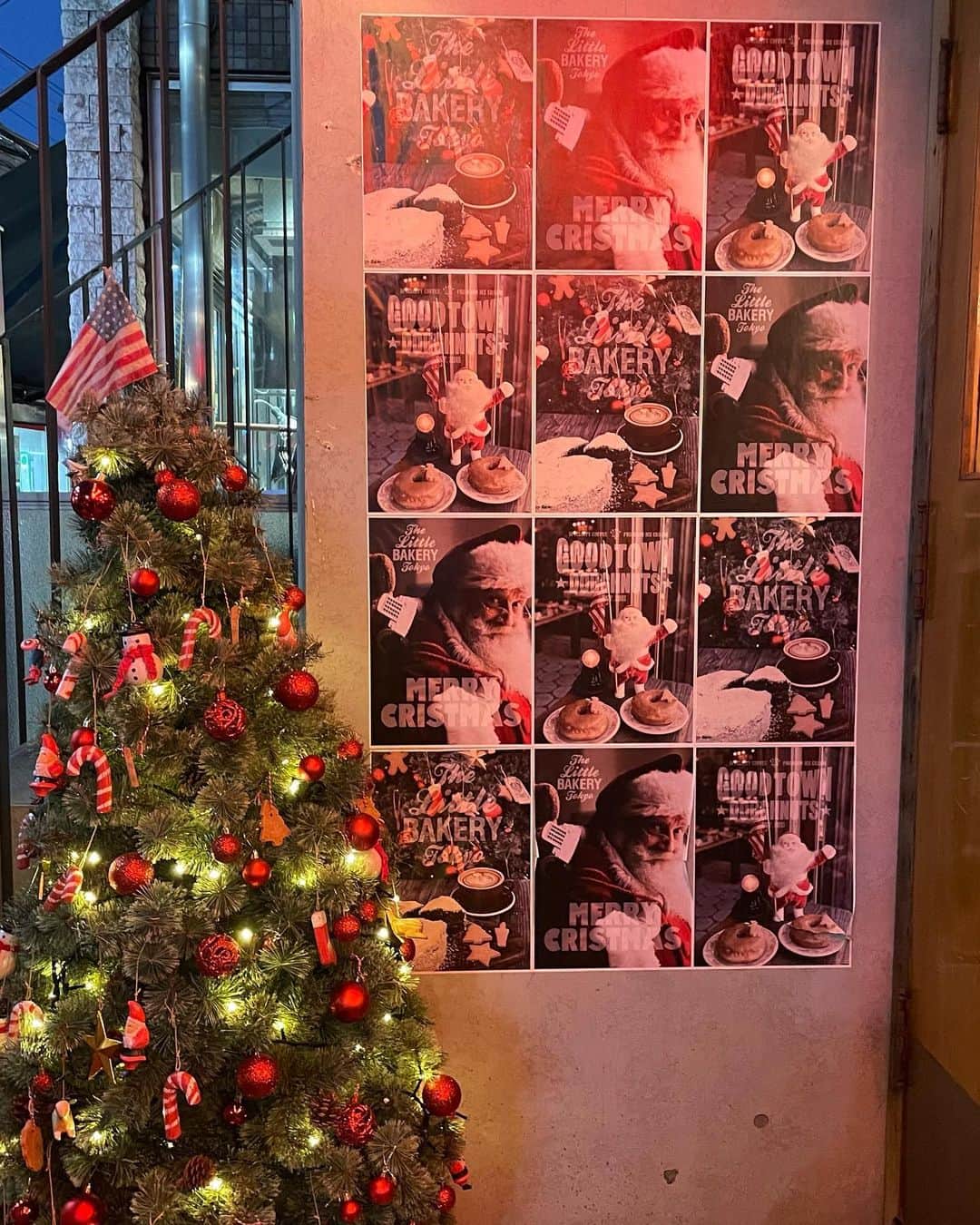 MISEIのインスタグラム：「#xmascafe  #christmascafe  #クリスマスカフェ  #クリスマスマーケット  #クリスマス  #クリスマスツリー  #カフェ  #カフェ巡り  #渋谷カフェ  #東京カフェ  #原宿カフェ」