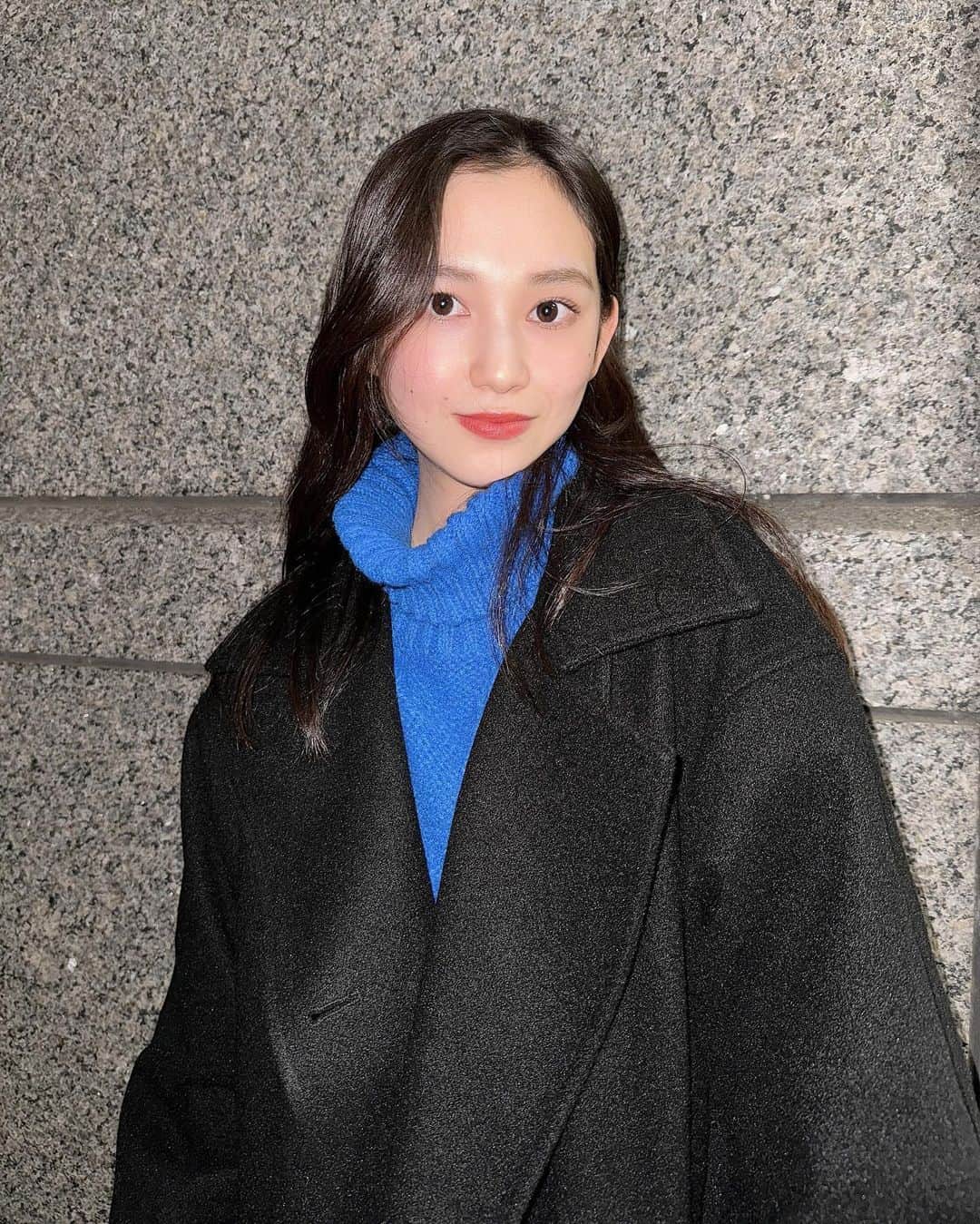 山崎カノンのインスタグラム：「フラッシュありでパシャリ📸」