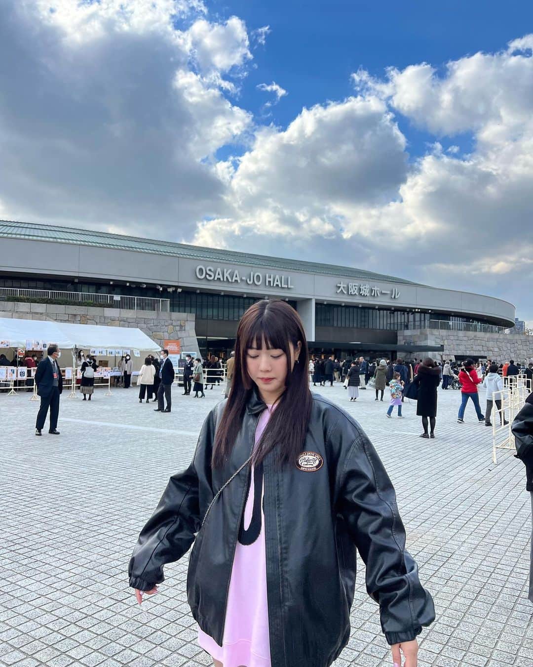 山下恵奈さんのインスタグラム写真 - (山下恵奈Instagram)「久しぶりの大阪〜🐙 サントリー1万人の第九を見に行かせてもらいました🍲✨ 1万人の声に包まれる感覚すごかった🤦🏻‍♀️ 爆食動画も撮ったからYouTube見てね❣️  #PR #サントリー1万人の第九　 #サントリー」12月16日 20時09分 - ena_pi25