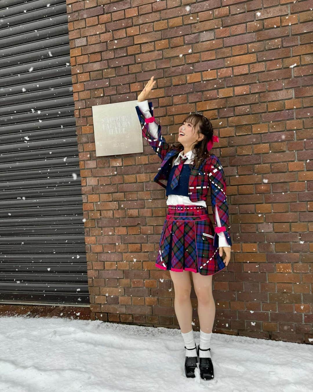 倉野尾成美さんのインスタグラム写真 - (倉野尾成美Instagram)「初雪がみれた札幌⛄️❄️」12月16日 20時45分 - noochan_1108