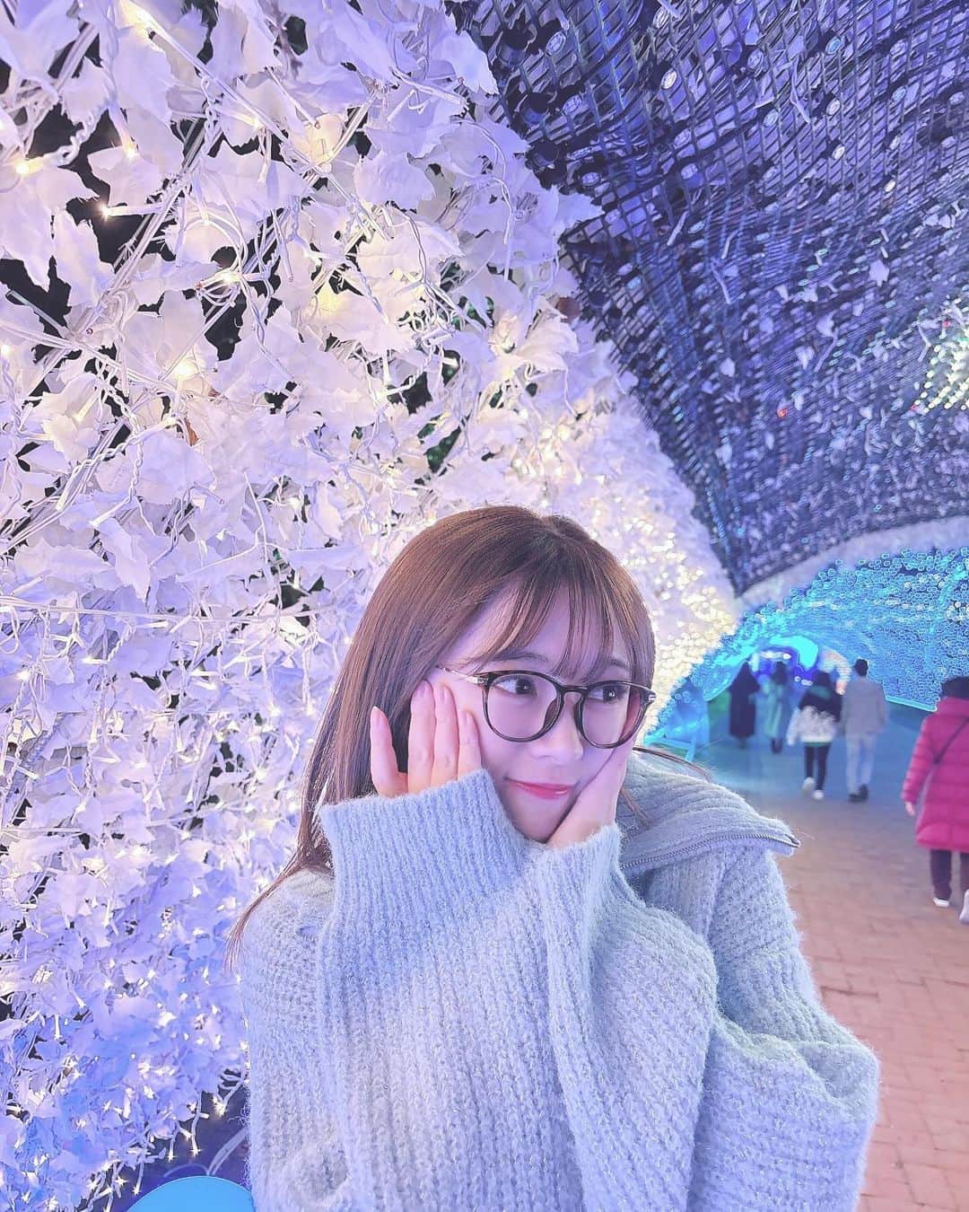 武田智加さんのインスタグラム写真 - (武田智加Instagram)「きらきらしてるとふらふら歩いてっちゃうの」12月16日 21時22分 - moka0225_hkt