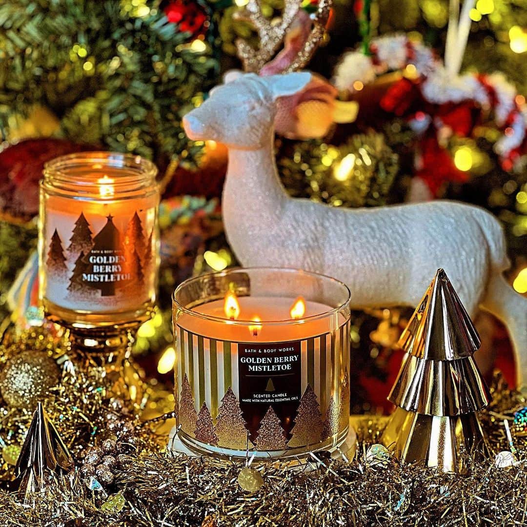 Bath & Body Worksさんのインスタグラム写真 - (Bath & Body WorksInstagram)「‼️ 9 DAYS ‘TIL CHRISTMAS ‼️ TOMORROW is the LAST DAY to order gifts online for everyone on your list to guarantee they will arrive for Christmas! 💻 📝🎄​  Drop 🎁  in the comments if you’re planning to grab your gifts today!​」12月16日 22時00分 - bathandbodyworks