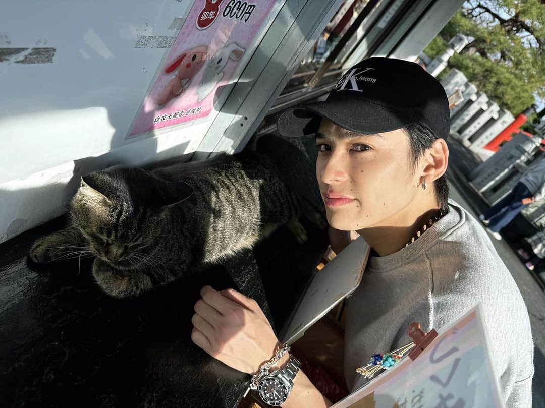 関哲汰のインスタグラム：「群馬ありがと☺︎  最高だった  猫ちゃん持ち帰りたかった」
