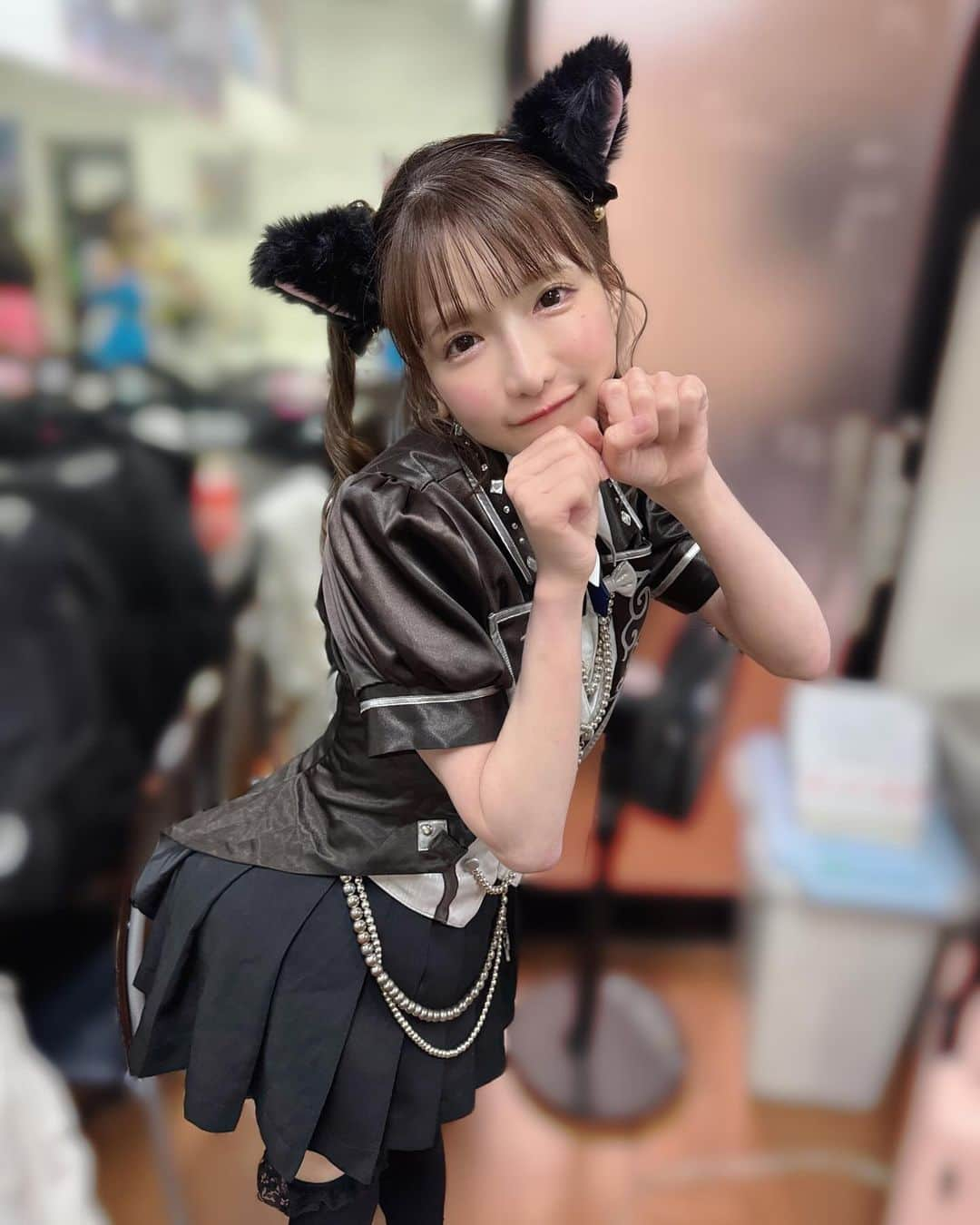 もえのあずきさんのインスタグラム写真 - (もえのあずきInstagram)「にゃんにゃんにゃん黒ver🖤 #にゃんにゃんにゃん #もえあず#ツインテール#もえあずヘア #ツインテールアレンジ#アイドルヘア」12月16日 21時35分 - moeazukitty