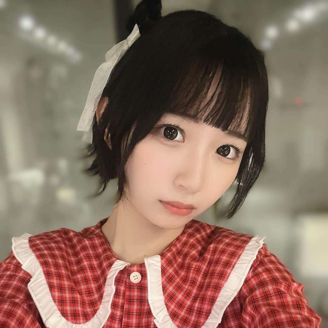 音井結衣さんのインスタグラム写真 - (音井結衣Instagram)「♡おだんごヘアー♡ *:..｡oƒ *:..｡oƒ *:..｡oƒ *:..｡oƒ *:..｡oƒ #asobisystem #ボブヘアアレンジ #ヘアアレンジ #アイドル  #idol  #アイドル前髪 #cosplay #ボブ #cosplaygirl  #japanesegirl  #animegirl  #instagood  #likestagram  #uwu  #量産型ヲタク  #ヲタク  #アイドルヲタク #kawaiigirl  #kawaiifashion  #随手拍 #instadaily  #ootd #tiktok #每日穿搭 #tiktokers #tiktokjapan  #jk  #自撮り  #selfie」12月16日 22時04分 - otoi_yui_19