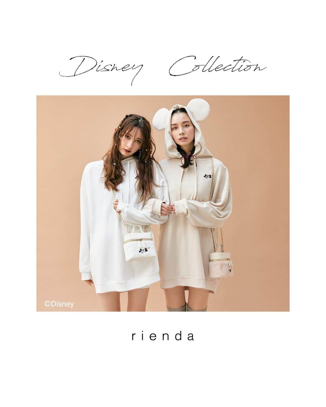 SHEL'TTER WEB STOREのインスタグラム：「DISNEY HAPPY WINTER COLLECTION 2023  SHEL'TTER WEB STORE限定で ディズニーコレクションが登場いたします✨  ━━━━━━━━━━━━━━━━━  フードに付けた「ミッキー」「ミニー」をイメージした耳が可愛いスエットミニOPは お揃いのコーディネートでお出掛けしたくなるようなフェミニンさがポイント♡  ☑︎Mickey Minnie/スウェットミニOP IVOY/BEG ¥7,700(tax in)  ㅤㅤㅤㅤㅤㅤㅤㅤㅤㅤㅤㅤㅤ  「ミッキー」「ミニー」のステッチがポイントのファーデザインバニティーバック♡  ☑︎Mickey Minnie/F ファーバニティーBAG IVOY/BEG ¥7,700(tax in) ━━━━━━━━━━━━━━━━━  12/13(wed)10:00〜 SHEL'TTER WEB STORE この機会にぜひお買い物をお楽しみください♡  ━━━━━━━━━━━━━━━━━ #rienda #Disney #Mickey #ミッキー #Minnie #ミニー #ディズニーコーデ #スウェットコーデ #スウェットワンピース」