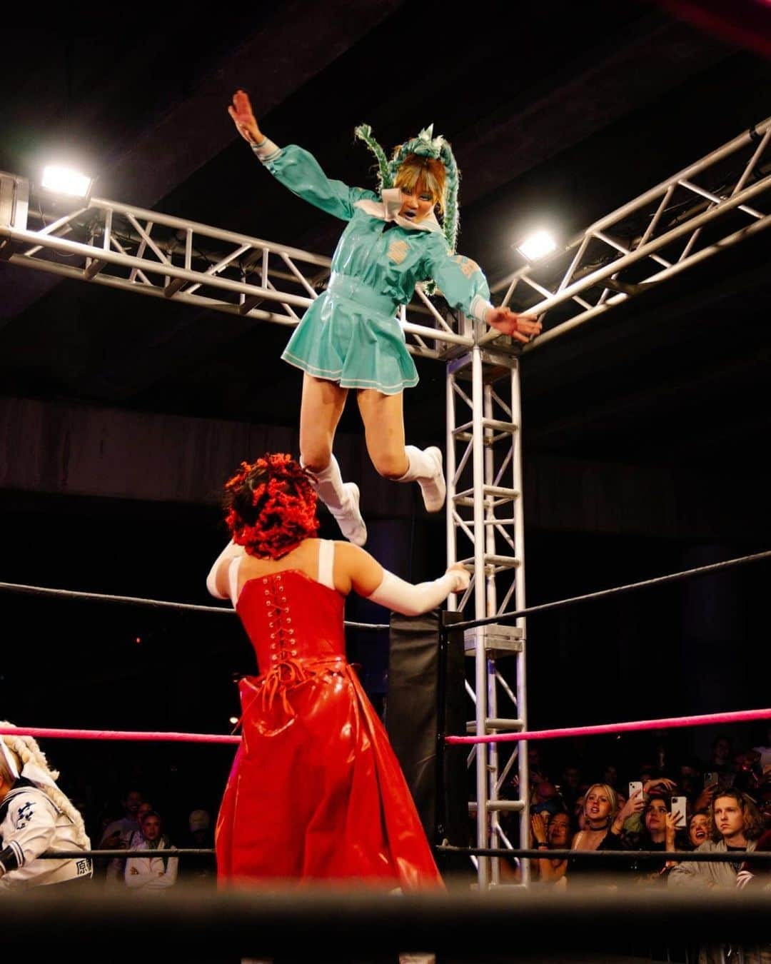 New York Times Fashionさんのインスタグラム写真 - (New York Times FashionInstagram)「Sukeban is a new women’s wrestling league featuring Japanese performers — the first of its kind in the U.S. It is one of many leagues dedicated to Japanese women’s wrestling, where athletes often perform theatrical, hard-hitting punches and clever defenses while telling a story with their moves and costumes.   Sukeban places a particular emphasis on fashion, and well-known designers, including Olympia Le-Tan, a founder of the league and its creative director, helped to produce the costumes and props with the hope of appealing to an audience unfamiliar with the sport.  Notable artists have created memorable looks for the matches. @olympialetan, who has her own housewares and accessories line and has worked with Marc Jacobs, designed the costumes. @stephenjonesmillinery, the British milliner whose clients have included Lady Gaga and Diana, Princess of Wales, made the headpieces. @marcnewsonofficial, an Australian industrial designer who is represented by Gagosian, created the championship belt.  Read more about the unique form of Japanese wrestling that mixes fashion and theatrics at the link in our bio. Photos by Martina Tuaty for The New York Times」12月16日 22時45分 - nytstyle