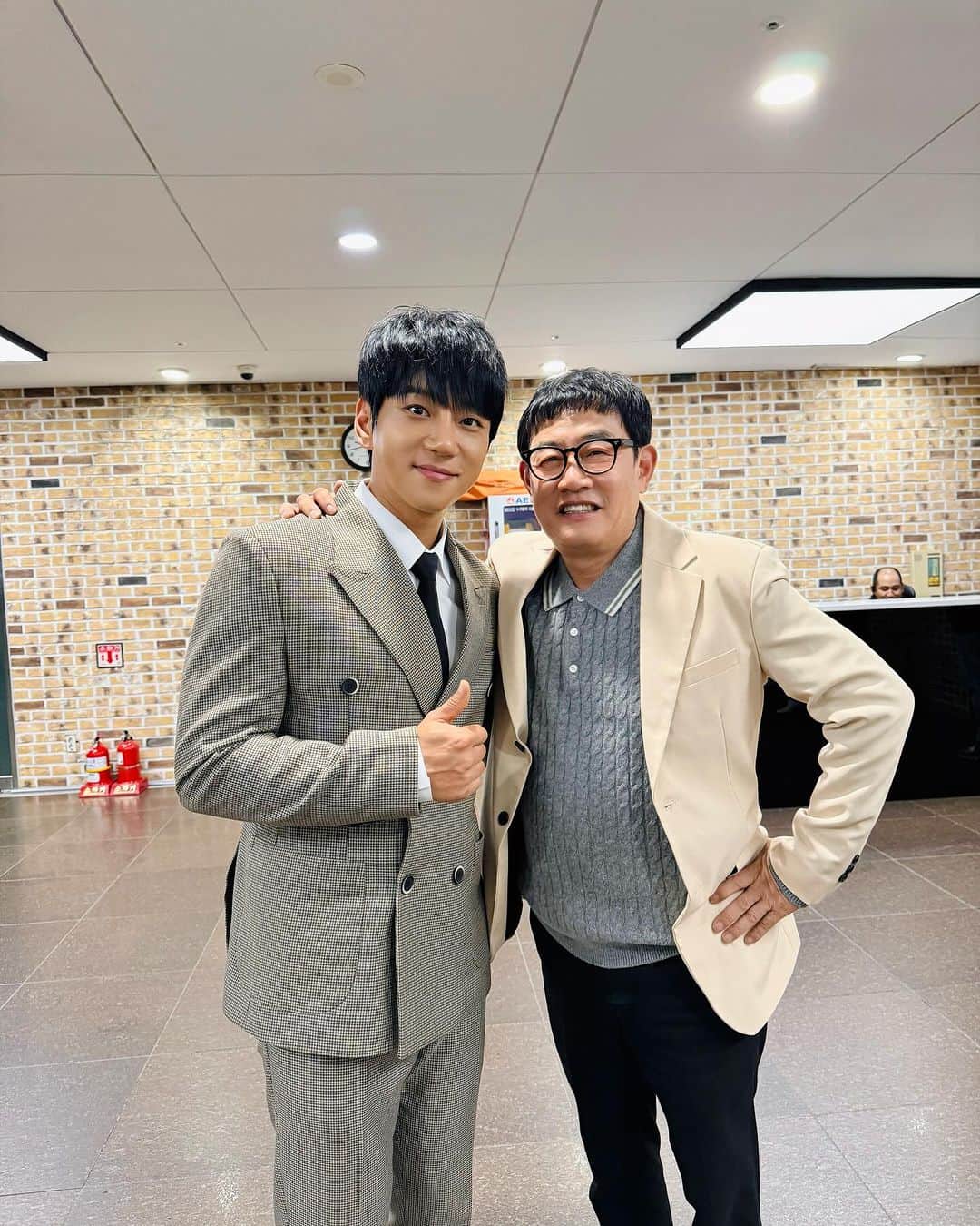 ファン・チヨルさんのインスタグラム写真 - (ファン・チヨルInstagram)「#불후의명곡」12月16日 22時58分 - chiyeul7102