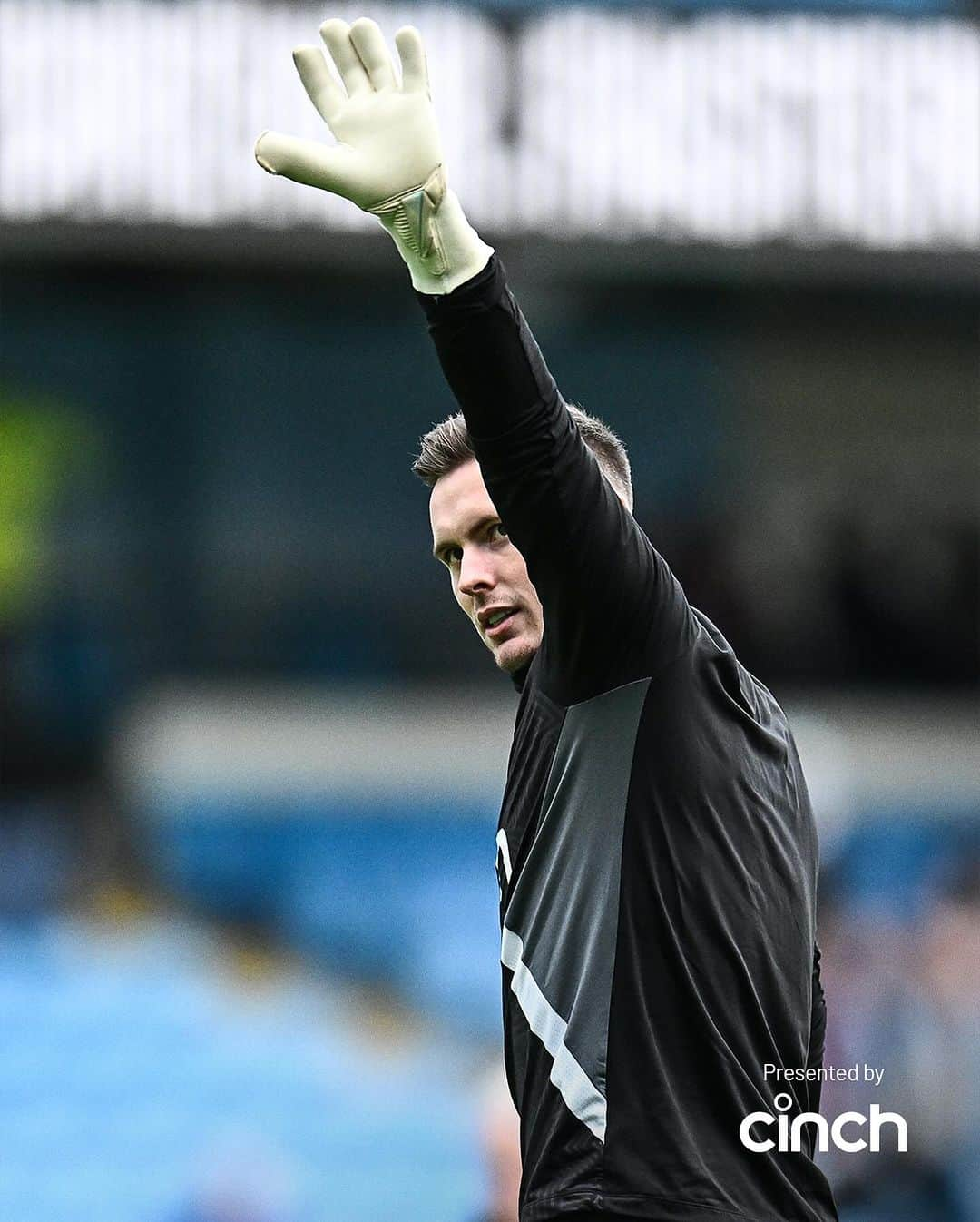 クリスタル・パレスFCのインスタグラム：「A @premierleague Palace debut ✅  Great to see @deanhenderson back involved 🙌  #CPFC #PL #PremierLeague #Henderson #CrystalPalace」