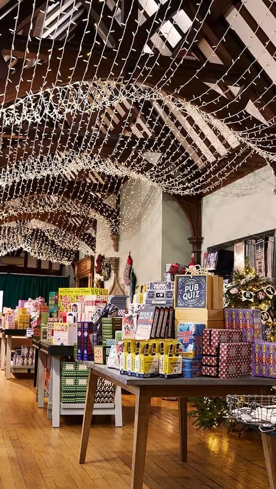 リバティオブロンドンのインスタグラム：「More magical than ever, get into the festive spirit this weekend with the #Liberty Christmas Shop 2023 🌲 Link in bio.」
