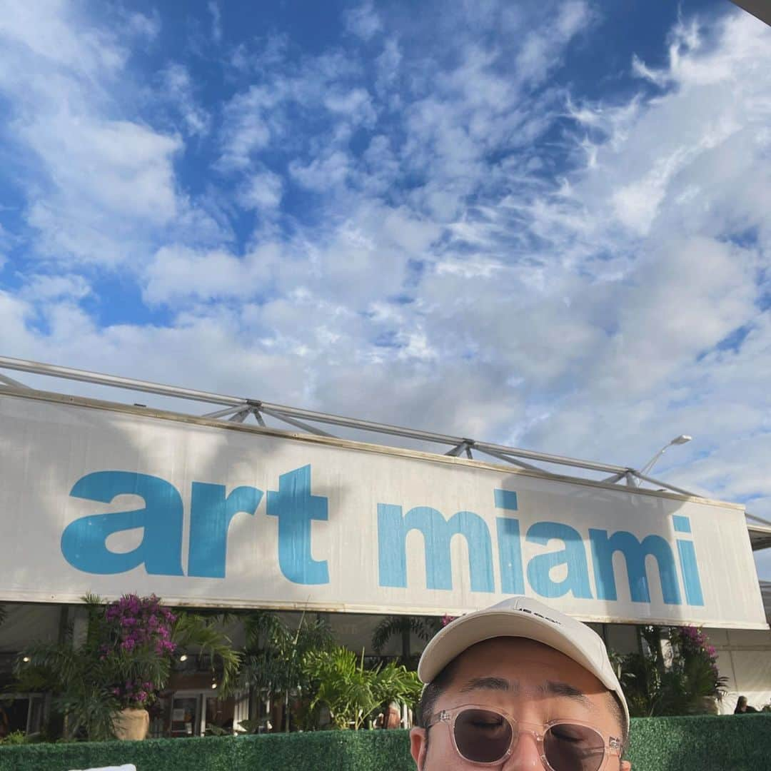 三浦崇宏さんのインスタグラム写真 - (三浦崇宏Instagram)「#art #miami  #artmiami  #アート #マイアミ #travel  #journey #instagood  #インスタグラムといえばアートマイアミと聞いて」12月17日 11時02分 - takahiro3ura