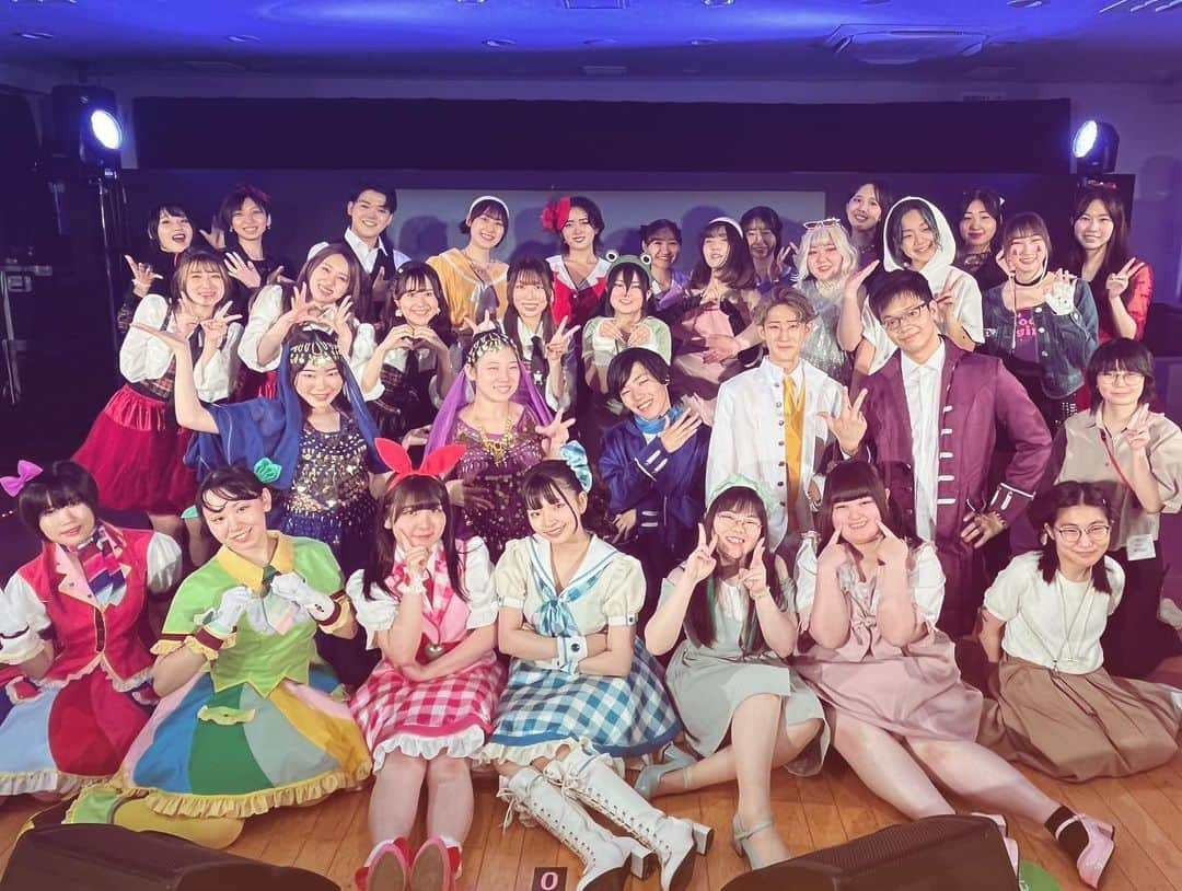 tsmshibuya_datokyoのインスタグラム：「. 俳優・声優専攻 今年のイベントや授業の振り返り！ 今年もたくさんの授業、イベント、実習を駆け抜けました。  4月 新入生歓迎会 7月 中間制作展 舞台『怪談 牡丹燈籠』 7月 学園祭〜渋楽祭2023！〜 9月 ミュージカル『明日への扉』集中リハーサル 　　モーションアクタープロジェクト 10月　創エネあかりパーク ライトシアター・パンダ隊 　　　海外研修（ロサンゼルス・ラスベガス） 11月  進級制作展 舞台『Say Hello to Future 2023』 　　　COMゲームショウ会場アナウンス   卒業進級制作展 ダンスリハーサルスタート etc…  2024年も舞台にミュージカルに大忙し！ 俳優・声優専攻を来年もよろしくお願いします！！  ———次回公演  卒業進級制作展weareDATOKYO！ 俳優・声優専攻 卒業進級制作展 舞台『リボンの騎士〜鷲尾高校演劇部奮闘記〜』  原作:手塚治虫 脚本:横内謙介（劇団扉座） 演出:三浦佑介（あサルとピストル） 振付:中村萌（株式会社BETHERE） 原作提供:手塚プロダクション  会場🎀CBGKシブゲキ‼︎ 日程🎀2024年2/25（日） 🎀Aキャスト…14:00開演 🎀Bキャスト…17:30開演  　 ご来場お待ちしております！ 　   #datokyo #俳優 #俳優志望 #ミュージカル #ミュージカル俳優 #声優 #声優志望 #ダンス #ダンサー #テーマパーク #テーマパークダンス #テーマパークダンサー #オープンキャンパス #ljk #高校生 #高3 #高３ #高2 #高２ #進路 #進路相談 #進路選択 #進路選び #進路ガイダンス #渋谷 #東京 #tokyo #shibuya #演劇 #リ ボンの騎士」