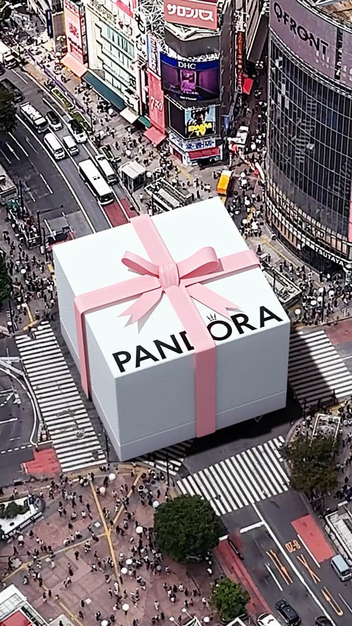 PANDORAのインスタグラム：「Pandora ❤️ Tokyo. #Pandora #Tokyo #LovesUnboxed」