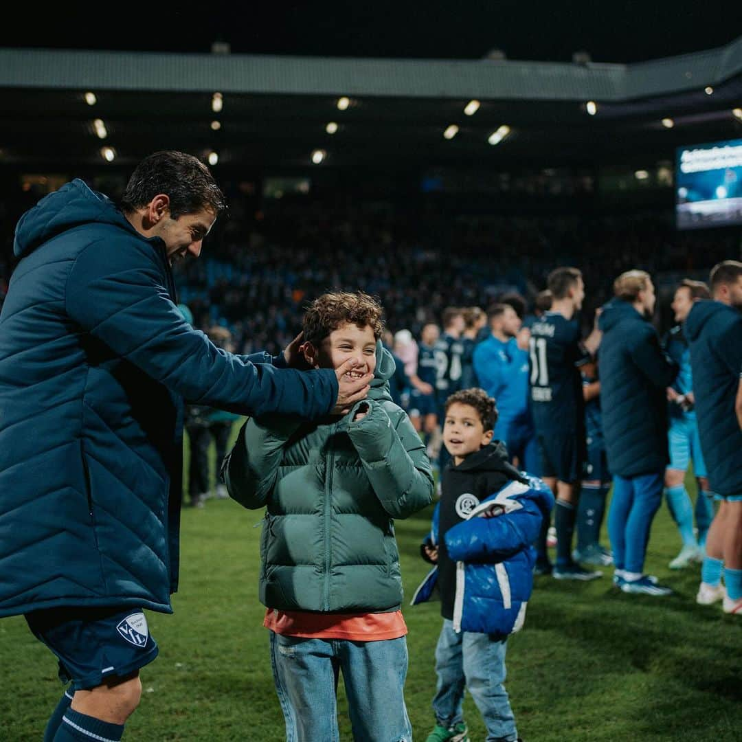 クリスチャン・ガンボアさんのインスタグラム写真 - (クリスチャン・ガンボアInstagram)「🔵⚪️➕3️⃣ #vflbochum #bundesliga」12月17日 3時19分 - crisgam89