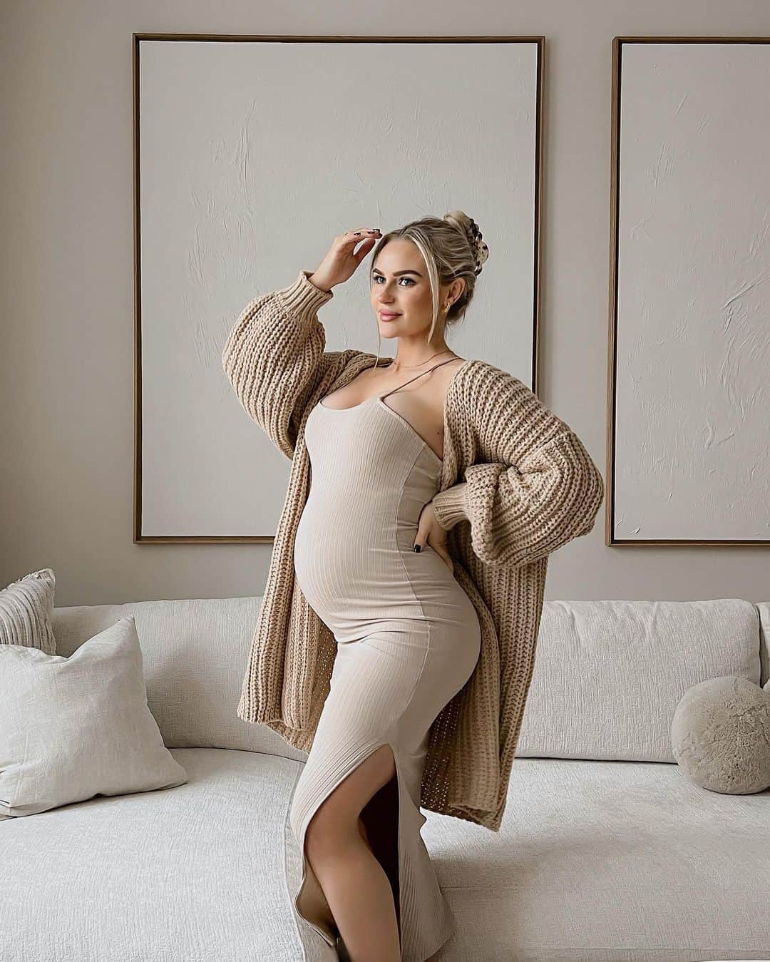 Anna Nyströmのインスタグラム：「Most comfy outfit 🫶🏼 1, 2, 3 or 4? 🤍」