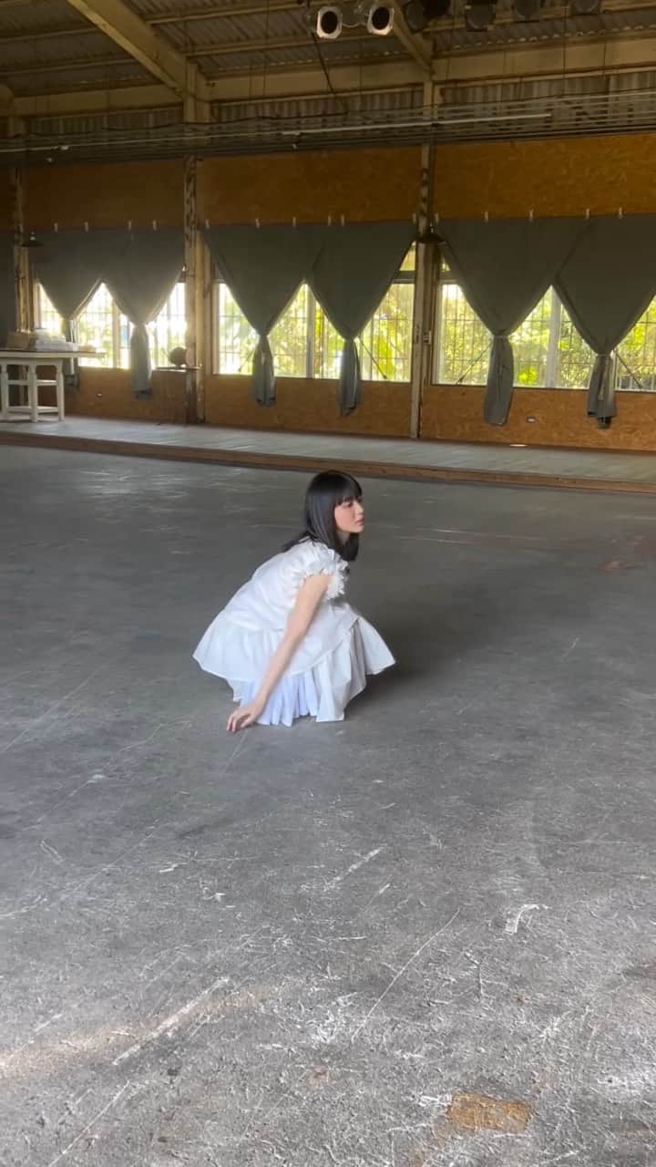 鎮西寿々歌のインスタグラム：「白がすき⚪️」