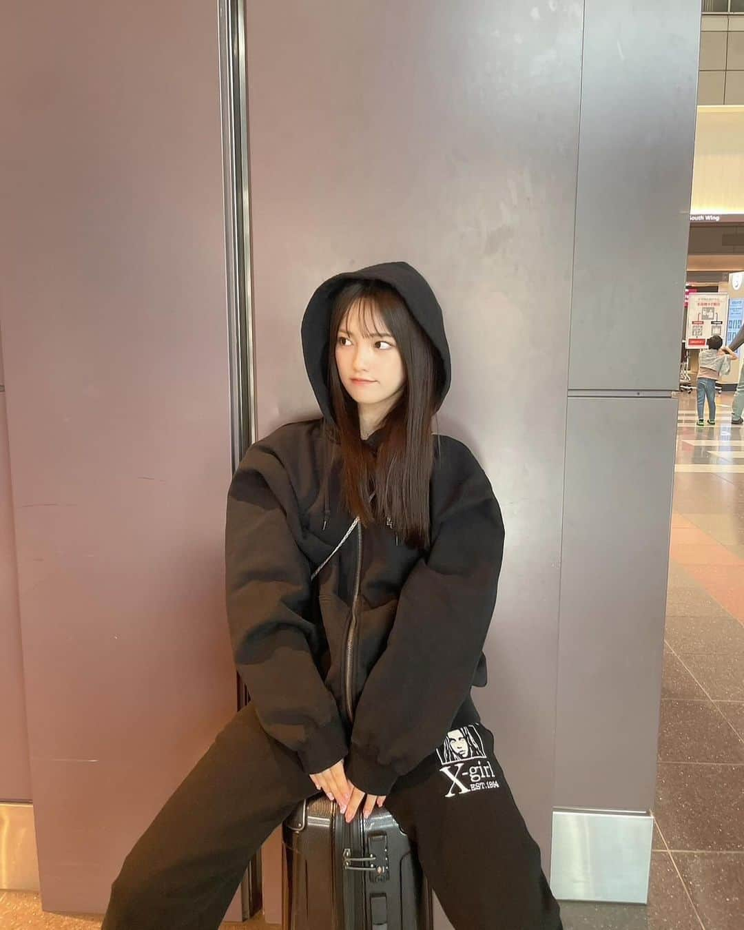 森みはるさんのインスタグラム写真 - (森みはるInstagram)「まっくろ✈️🖤」12月17日 19時25分 - miharu_mori