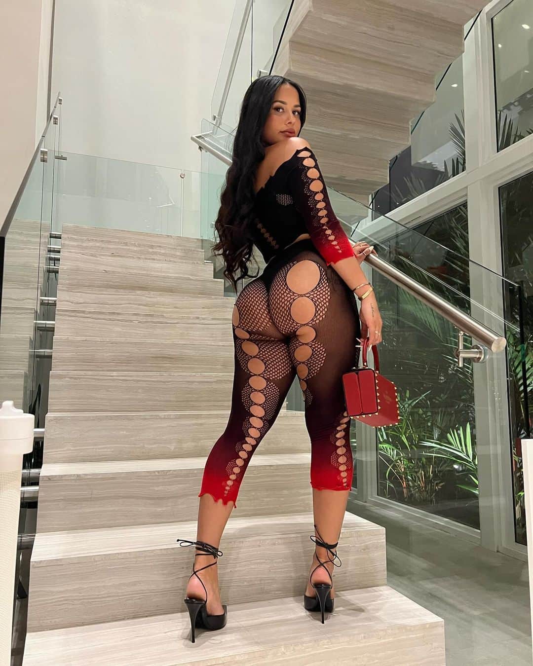 Katya Elise Henryのインスタグラム：「girls just wanna have fun 💋」
