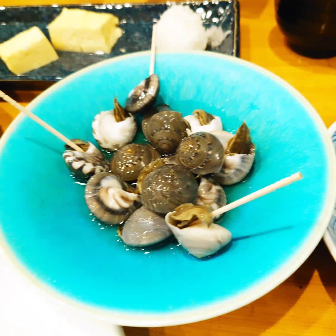 伊勢みずほさんのインスタグラム写真 - (伊勢みずほInstagram)「長芋そうめん😭生姜玉子ごはん😭 ツルじいマスター😭　  家族の元へ帰られたマスターは 変わらず楽しそうに素敵なマスターでした✨  振り返れば、 マスターが新潟にいらした年月は貴重で、 その間に出逢うことができ、 お料理をいただくことができ、 お人柄が味になるのだと教わりました。  やっぱり最高に美味しくて沁みるお料理でした。  昨日は東京に住む幼馴染み夫婦と ほっこり和みの時間を過ごさせていただきました🍚  次はいつ来られるかな。 またすぐに行きたいなぁ🥰  #彩膳ちくら #大山駅グルメ #大山駅 #東京グルメ #伊勢みずほ #感謝」12月17日 14時03分 - isemizuhoo