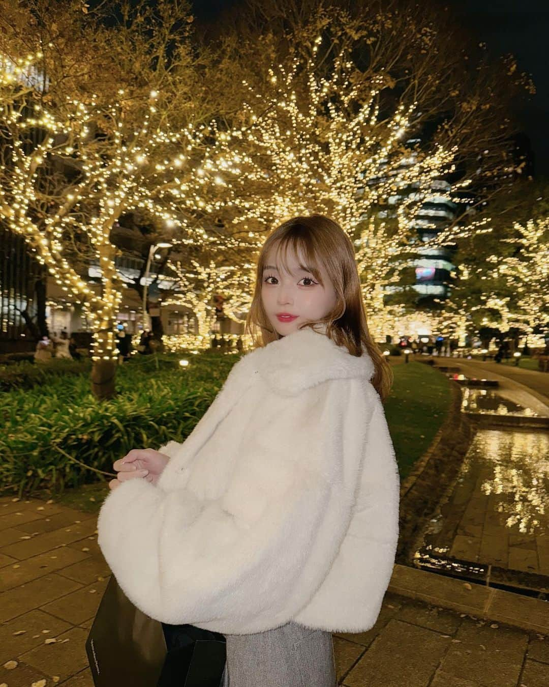 白石佑梨亜さんのインスタグラム写真 - (白石佑梨亜Instagram)「イルミネーション🎄✨ 一緒に見たいね🌟」12月17日 20時35分 - yuria.1