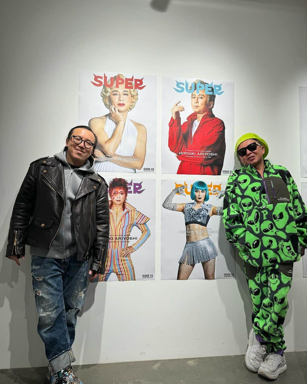 冨沢ノボルのインスタグラム：「有吉クイズ　カレンダー2024‼️ @ariyoshihiroiki   @lesliekeesuper  @enosogohs  @i.am.not.noboru   LESLIE KEE @lesliekeesuper  photo exhibition 2023 12月9日〜25日 火曜日休み 場所: Creative Space Akademeia21 Harajuku (IFX8 gallery)  東京都渋谷区神宮前５丁目２７−７ B1  https://www.x8-gallery.com/」