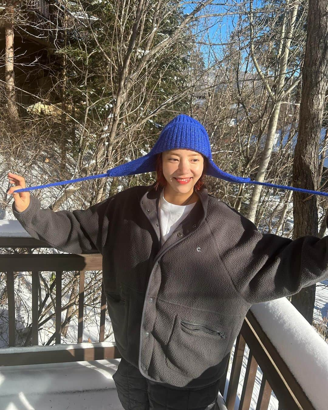 ソン・ダムビさんのインスタグラム写真 - (ソン・ダムビInstagram)「점심 스키 끝⛷️ 저녁 먹고 집에 가자🙈🙈 4일 동안 즐거웠어🤘👋👋 다들 즐일❤️」12月17日 14時34分 - xodambi