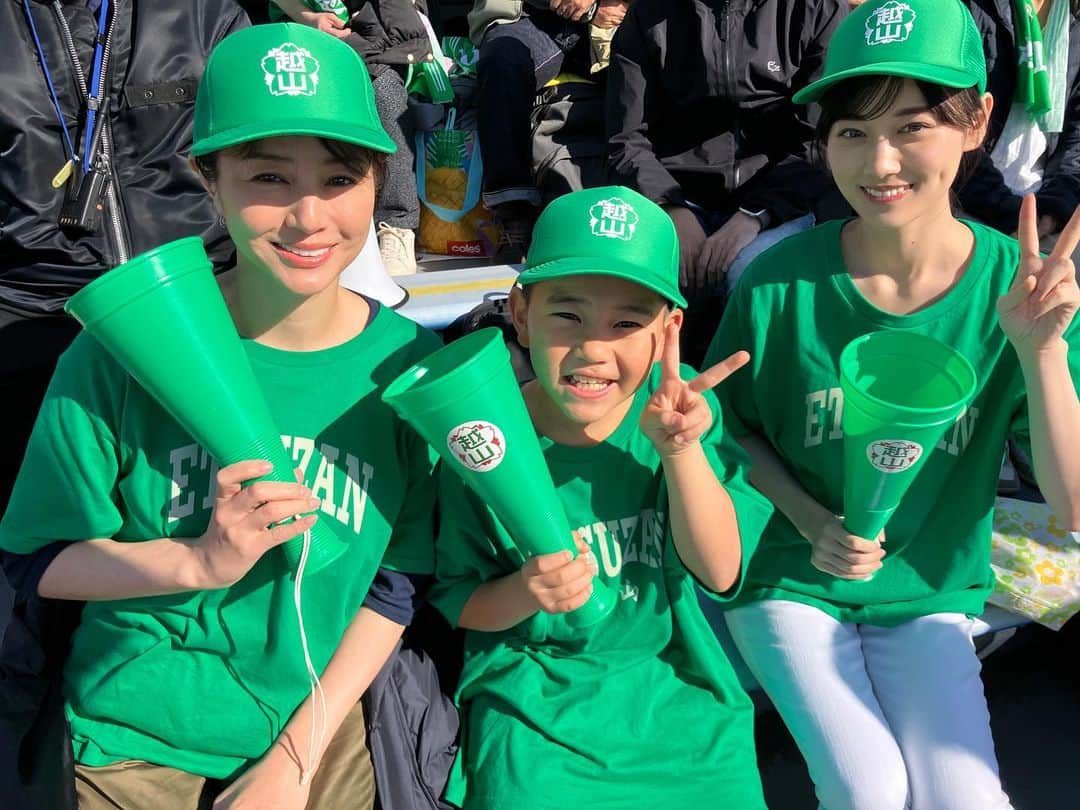 下剋上球児のインスタグラム：「⚾️  ＼＼応援待機／／  最終話放送まであと6時間✨✨  美香さん、柚希さん、青空くんは 応援準備万端です✨  #tbs #日曜劇場 #下剋上球児 #今夜9時最終話放送✨✨」