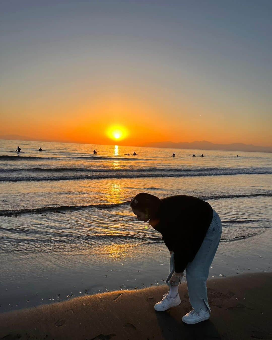 白河れいさんのインスタグラム写真 - (白河れいInstagram)「😊☀️🐳🌏🌼🏄‍♂️🏊‍♂️🗻」12月17日 20時46分 - rayshirakawa