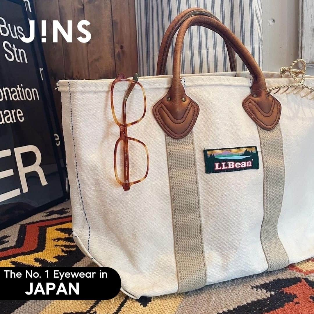 JINS PHILIPPINESのインスタグラム：「Styled with autumn-colored glasses that make you feel the arrival of autumn. Pair it with a classic bag and a deep lip for an even more seasonal look.  Frame: UCF-23A-066 286  #jins #wearable #glasses #jinstoday #eyewear #modernbold #preppy #airframe #fashionableglasses #stylishglasses #lightweight #designedinTokyo #highquality #since2001」