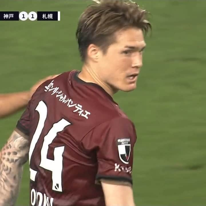 DAZN JAPANのインスタグラム：「. ⚽酒井高徳（ヴィッセル神戸） 🎊ベストイレブン  LONGver：https://youtu.be/Zt14IWSk-cI  【初優勝に導いた日本屈指のサイドバック】  🏆明治安田生命J1リーグ 📺LIVE on #DAZN」