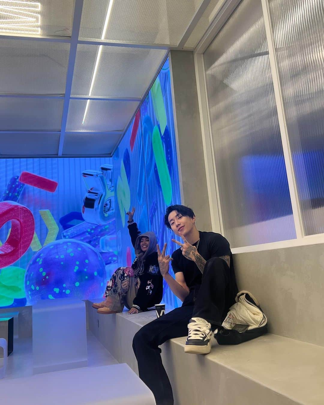 RIEHATAさんのインスタグラム写真 - (RIEHATAInstagram)「MORE VISION🧠 @moresojuplease  오랜만이에요 JAY PARK！」12月17日 18時13分 - riehata