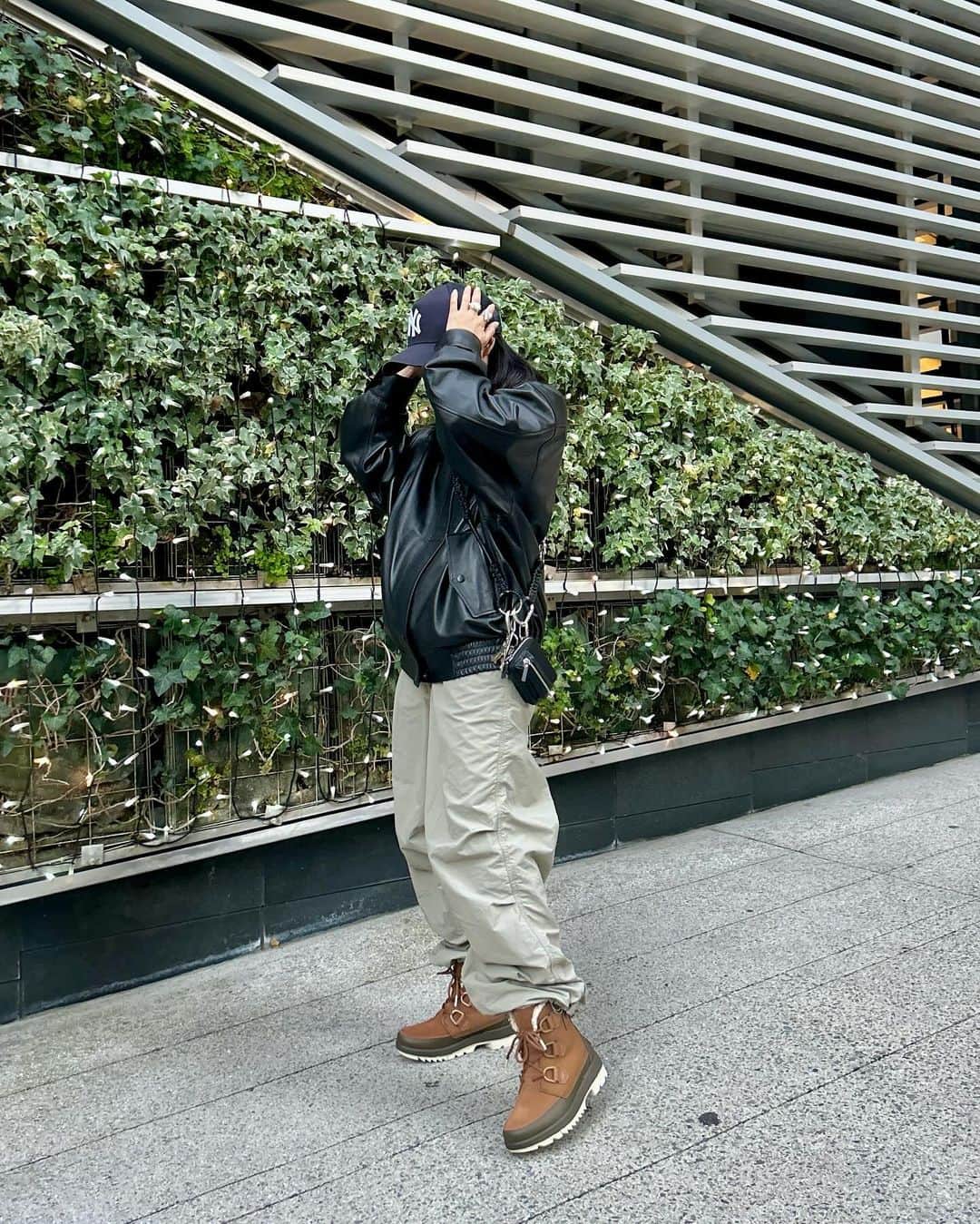 後藤早貴さんのインスタグラム写真 - (後藤早貴Instagram)「最近🤎🎄  @sorel_jp のブーツがあったかすぎて冷え性の私には最高なんです🥹  #PR  #sorel #ソレル #sorelstylejp  #yes #NL4469」12月17日 18時57分 - gosakicchi
