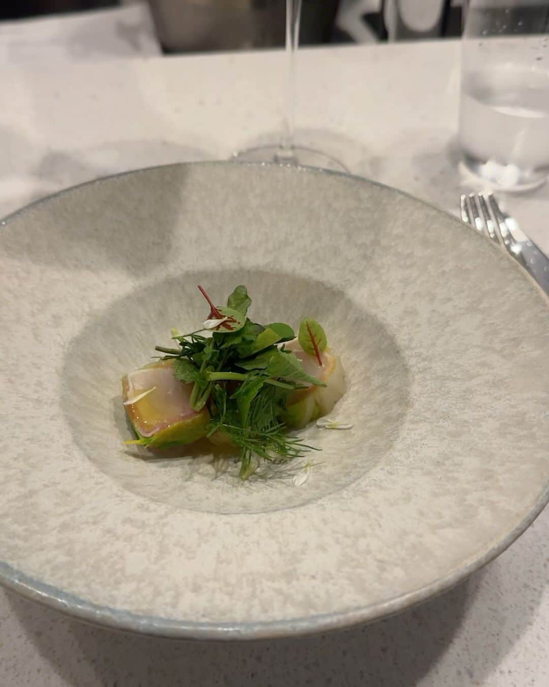 工藤はるかのインスタグラム：「@dan.daizawa 🥂 OPENおめでとうございます..✨  デザートまで美味しくて,幸せでした~🩶」