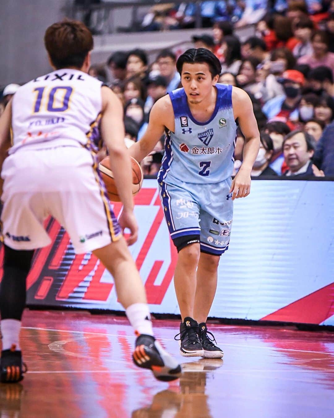 千葉ジェッツさんのインスタグラム写真 - (千葉ジェッツInstagram)「試合風景📸  B.LEAGUE2023-24 vs. SR渋谷 🏀試合終了🏀 千葉J 89-75 SR渋谷  #一勝一敗 #痛み分け #貴重な勝利 #次節はアウェー戦 #chibajets #Bリーグ #千葉ジェッツ #バスケ #basketball #portrait  #photograph #ジェッツ写真部 #レンズ越しの世界 #応炎 #ありがとうございました」12月17日 19時03分 - chibajets_official