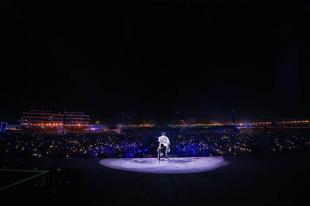 クリス・ブラウンのインスタグラム：「MY PEACE IN THE MIDDLE EAST ❤️」