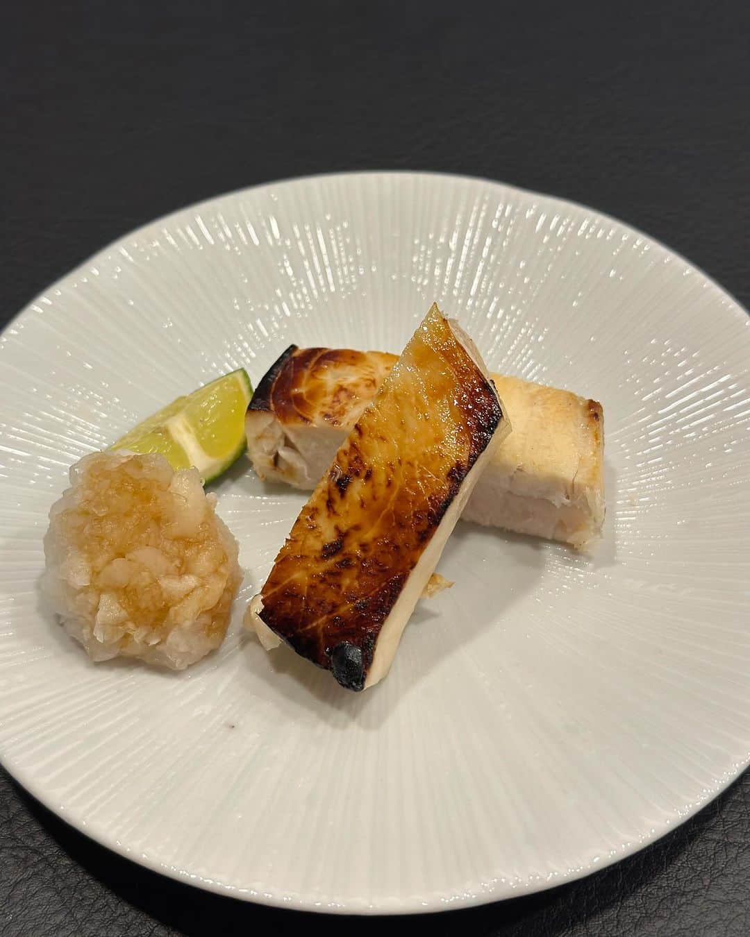 西村麻衣さんのインスタグラム写真 - (西村麻衣Instagram)「12.9 美味しいお食事と楽しい時間♡ とっても幸せでした😄  #麻布　#東京」12月18日 5時43分 - maikey1006