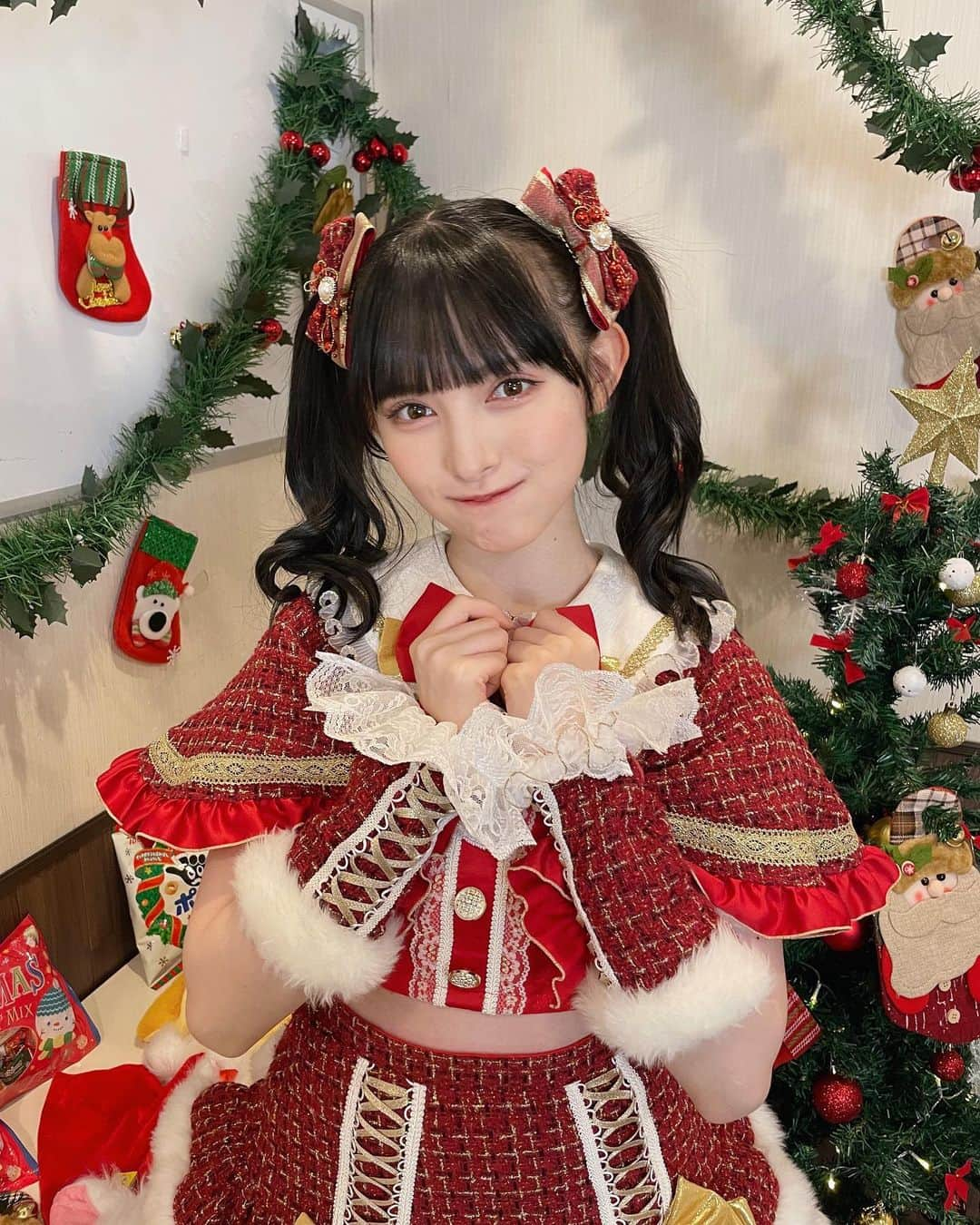 菅田愛貴さんのインスタグラム写真 - (菅田愛貴Instagram)「クリスマス衣装🎅🏻  #クリスマス #christmas #ときクリ2023 #クリスマス衣装 #アイドル #とき宣 #菅田愛貴」12月17日 21時16分 - akisudaofficial