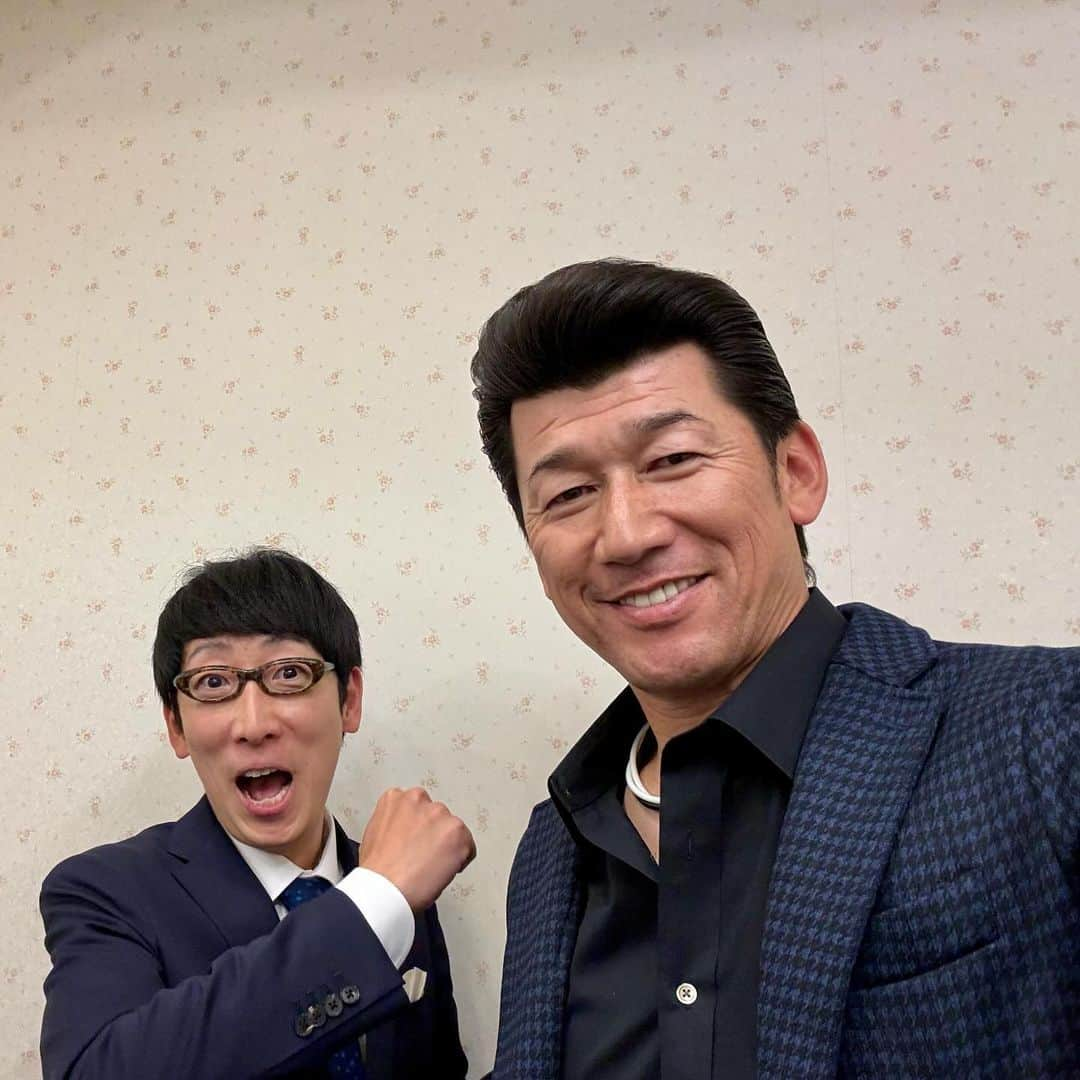 吉川正洋のインスタグラム：「お久しぶりに三浦大輔監督クリスマストークショーの司会を務めさせていただきました！今日は京急百貨店のイベントを含め、一日中三浦監督とご一緒できて幸せでした！！  #baystars」