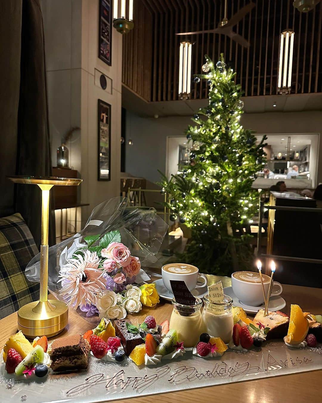 ホルトえみりのグルメインスタ