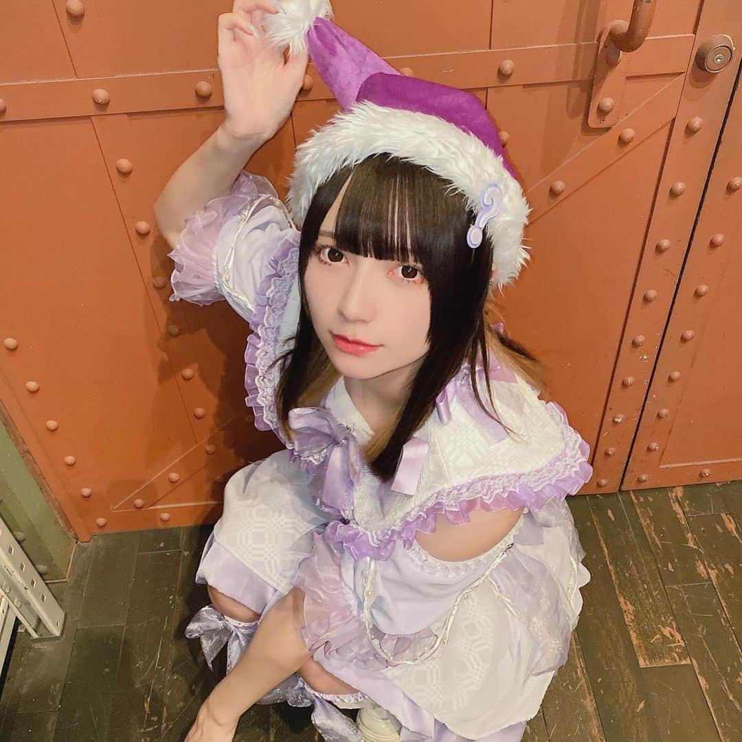 やねのインスタグラム：「毒サンタ」