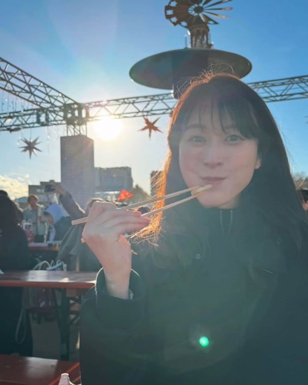 山崎聡子さんのインスタグラム写真 - (山崎聡子Instagram)「クリスマスを満喫しました😆🎄🍷　  この先は冷え込みが一気に強まりそう… 風邪をひかないように気をつけましょ〜☃️  #クリスマス #表参道 #表参道ヒルズ #クリスマスマーケット #東京クリスマスマーケット2023」12月17日 22時12分 - 310puu