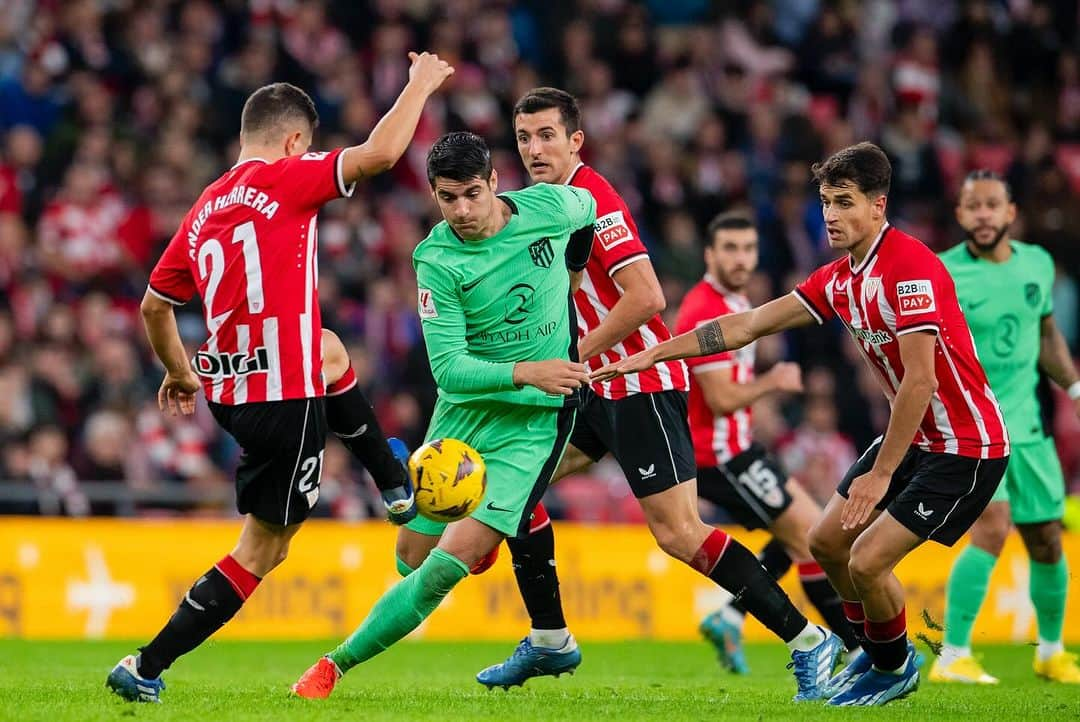 アンデル・エレーラさんのインスタグラム写真 - (アンデル・エレーラInstagram)「El mejor día para celebrar el 125 aniversario del @athleticclub . Agradecido y orgulloso por ser parte de esta historia 🔴⚪️」12月17日 23時10分 - anderherrera