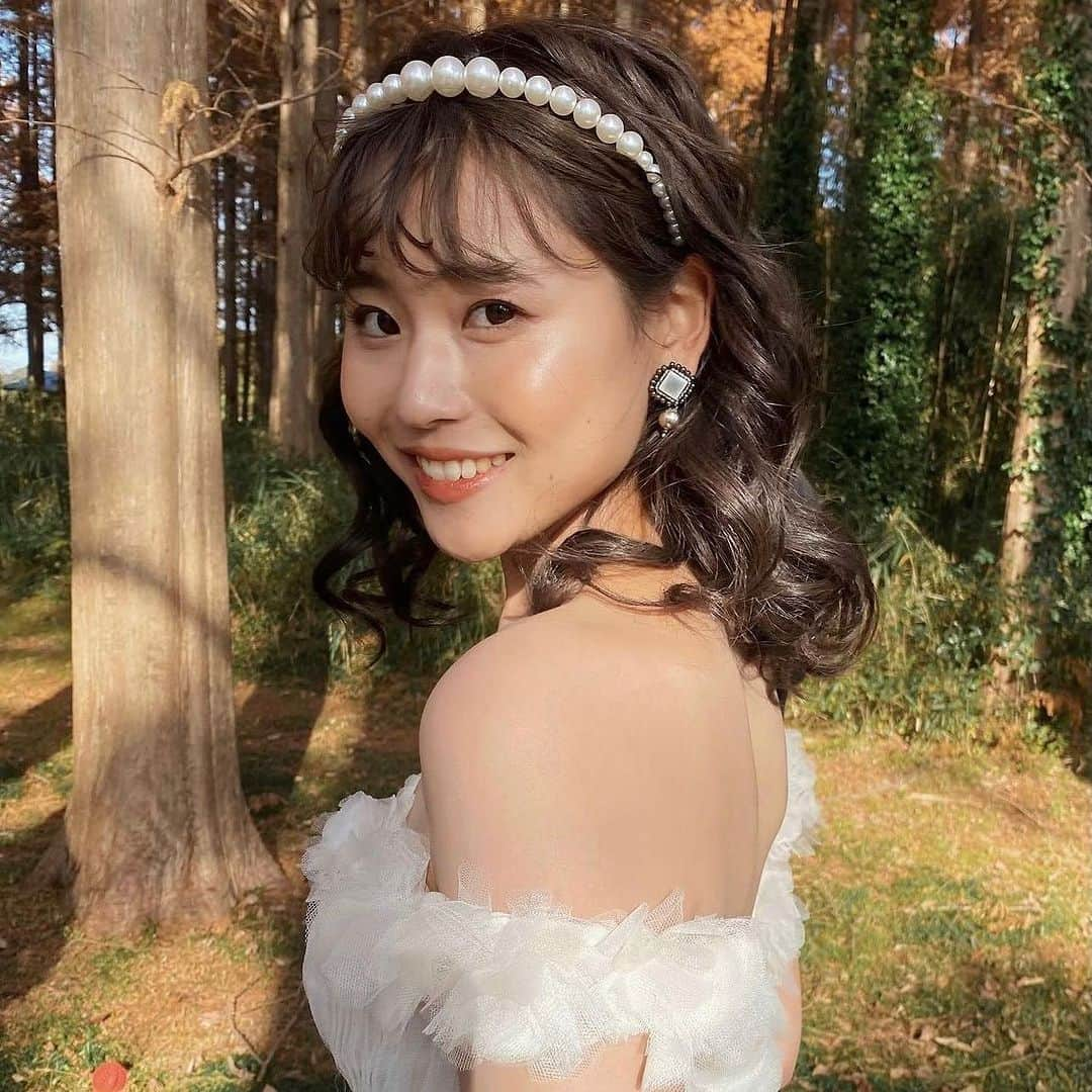 Choole 業界初、オンライン結婚式準備サービスさんのインスタグラム写真 - (Choole 業界初、オンライン結婚式準備サービスInstagram)「【 #パール 】 #パールピアス  #パールアクセサリー  #パール好き  こんばんは！トキハナ編集部です✨  今回はパール×ウエディング💗のかわいすぎる組み合わせをご紹介します🥳 - - - - - - - -  Photo by @maki_hairmake.89  - - - - - - - —   ——————————————————  ⚜️トキハナInstagramとは？  ・結婚式準備に役立つ情報を毎日投稿♡  ・まだ結婚式場が決まっていない花嫁さまへ🌸  ドレス試着・パーソナルカラー診断イベント  定期開催中👗🌈   ・お見逃しのないよう  @tokihana_weddingからフォローください✨   ⚜️トキハナって？   LINEで式場探し使いやすさNo.1✨  『結婚式場見学予約サイト👰🏻‍♀️』    🕊トキハナの特徴🕊   ・持ち込みOKの式場掲載数No.1(自社調べ)👑  ・即決不要で、最大割引が貰える💰  ・自分たちの費用が見学前にわかるから安心💛  ・LINEでいつでも元プランナーに相談できる💡  ・カンタン診断で好みの式場が見つけられる💖  ・ドレス最大50%オフクーポンもget👗  登録はID検索orQRコードから▼   ID:@608xvfyd  —————————————————   #ウエディングドレス #カラードレス #ドレス #ドレス試着 #ドレス迷子 #ドレス探し  #結婚式  #結婚式準備  #プレ花嫁  #卒花嫁  #トキハナ」12月17日 23時24分 - tokihana_wedding