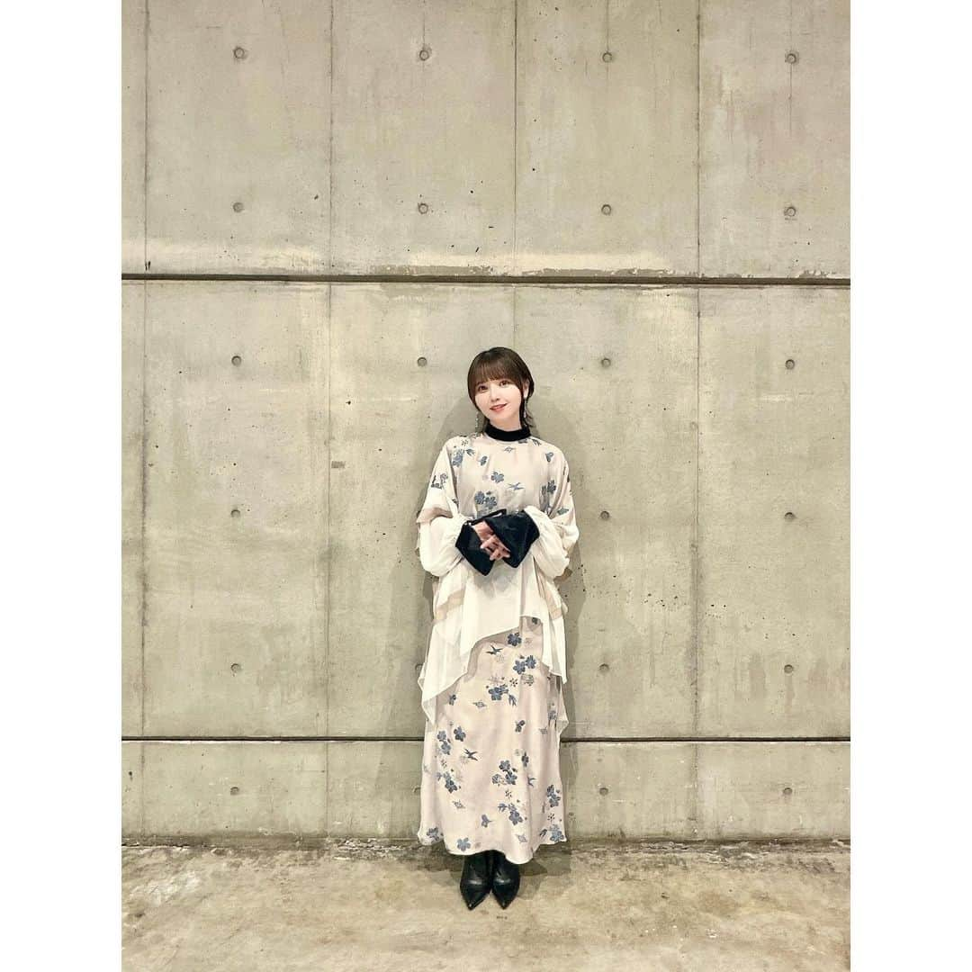 鬼頭明里さんのインスタグラム写真 - (鬼頭明里Instagram)「「2.5次元の誘惑」 ジャンプスタジオステージ　ADKEMブースステージ ありがとうございました🌟 　 753さんのキャスト発表にえなこさんとの登壇と 豪華なステージでした✨ コスプレって奥が深いし熱いなと改めて思わせてくれる作品 アニメもどうぞよろしくお願いします🌟」12月17日 23時45分 - akarikito1016